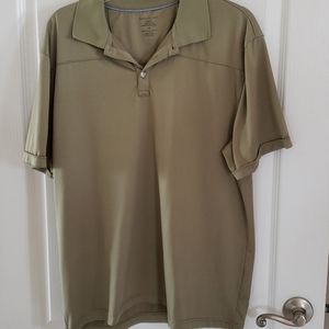 Short sleeve dress shirt